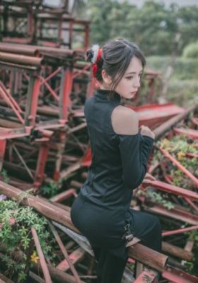 色欲城市之淫人师表